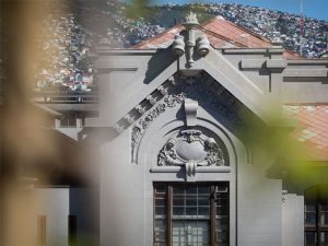 Lee más sobre el artículo PUCV ofrece una nutrida agenda de actividades para la Semana de los Patrimonios 2024PUCV ofrece una