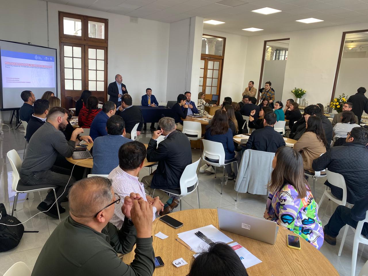 Lee más sobre el artículo Jornada para la elaboración de una Política Institucional de Personas en la PUCV #2